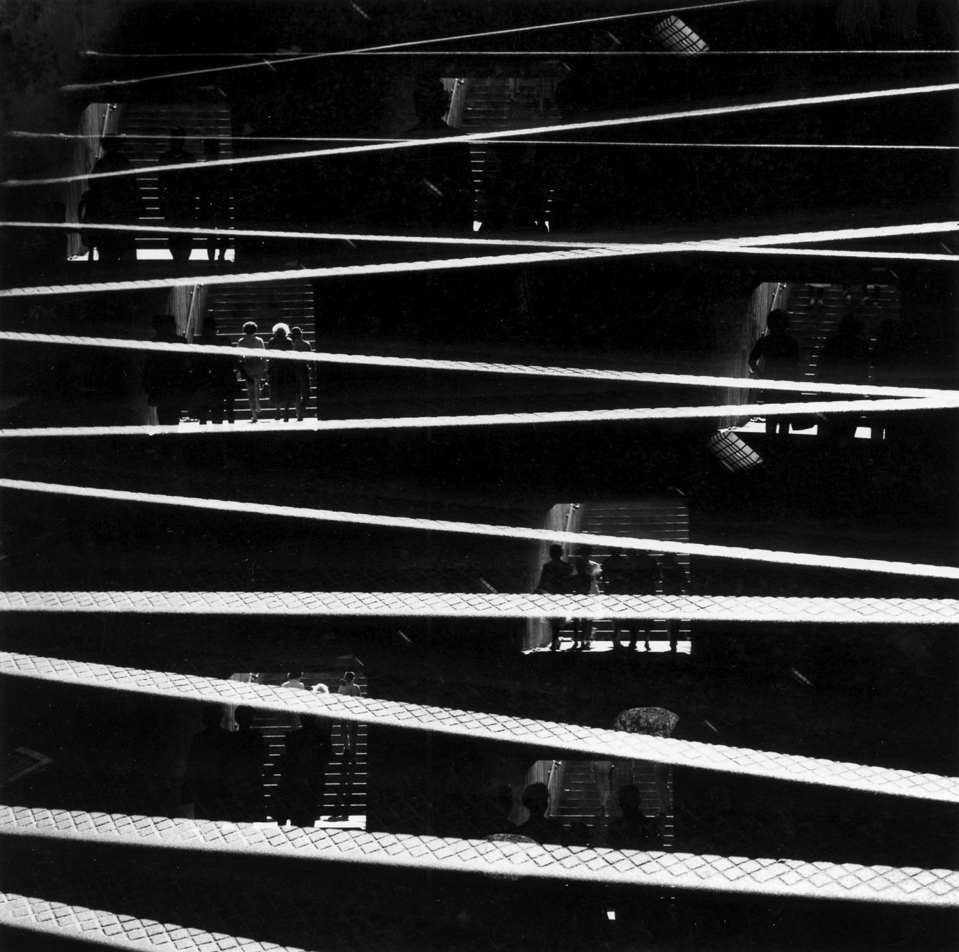 Ray K. Metzker, Chicago Non Loop, 1959, exposition City Lux, Fondation A, Bruxelles, 2024, (c) Estate Ray. K. Metzker, Courtesy les Douches la Galerie, Paris, Boombartstic Art Magazine